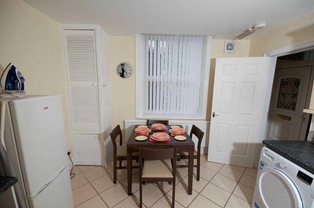 Marley Mansion Apartments - Borough Birkenhead Quarto foto